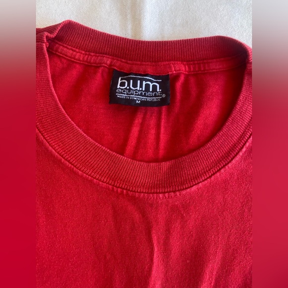 BUM Equipment Vintage 90s Embroidered Red White Spell-Out Tee Oversized Medium - Picture 4 of 6